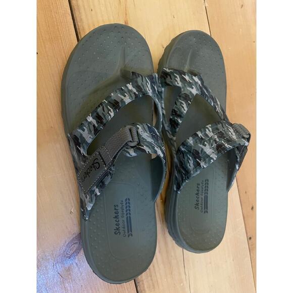 Skechers Army Camouflage Sandal Foamies Women's Sz 9 Reggae-Retreat Olive - Picture 2 of 5
